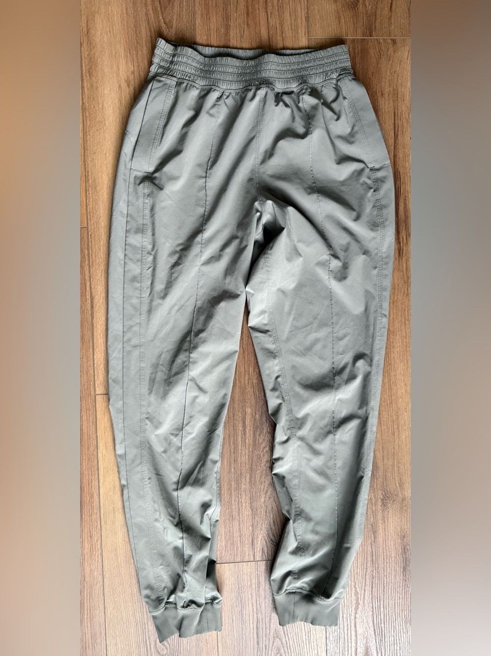 Women’s Lululemon Wanderer Jogger Pants LW5CEVS Lightweight Sz 4 Gray